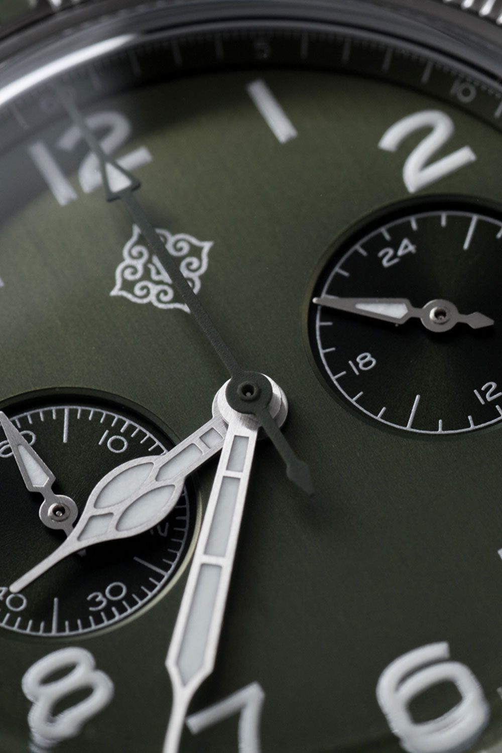 Aviator - Panda Chrono MecaQuartz Movement