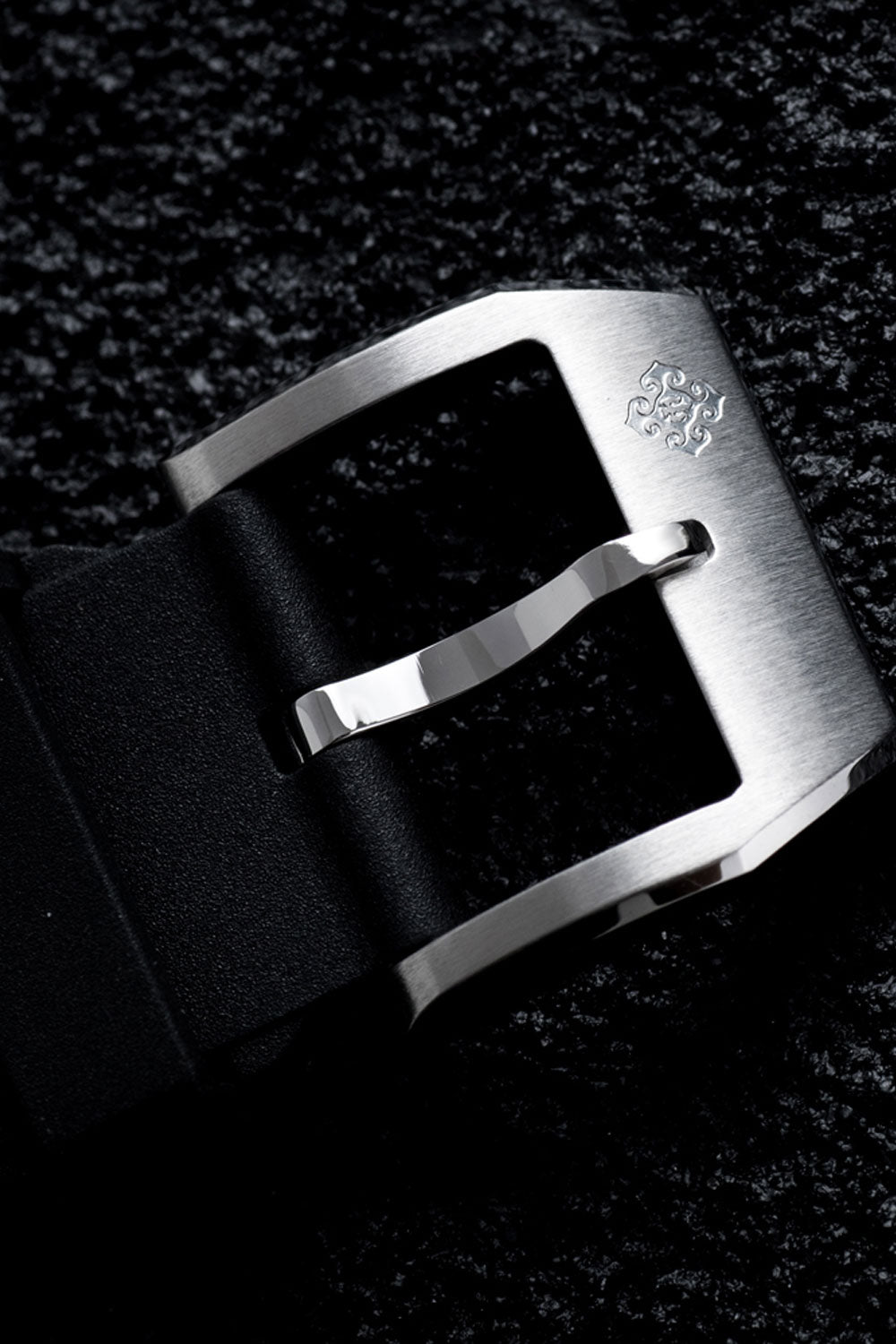 Aviator - Panda Chrono MecaQuartz Movement