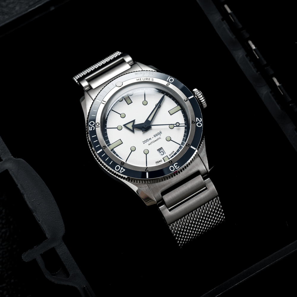 The 5303 Diver - White Blue - Ixdao Watches
