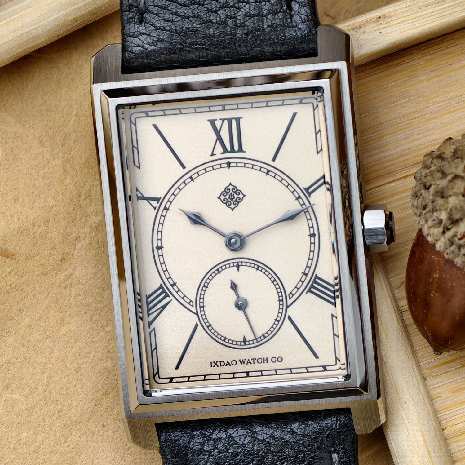 The Tank - Champagne - Ixdao Watches